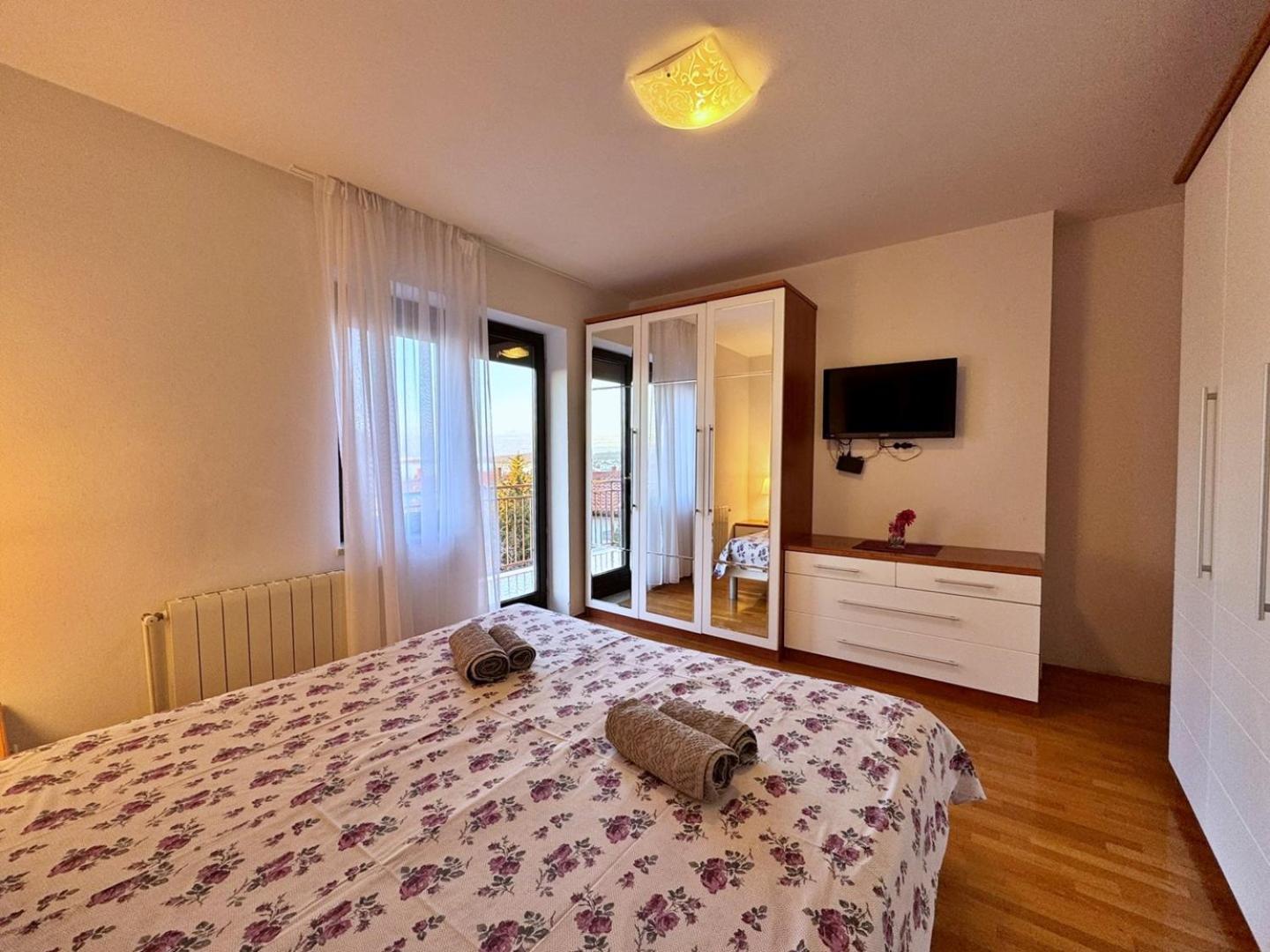 Apartments Katarina マリンスカ エクステリア 写真